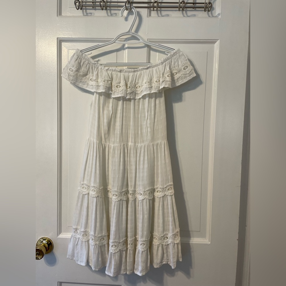 Small Xhilaration White/Off-white Dress